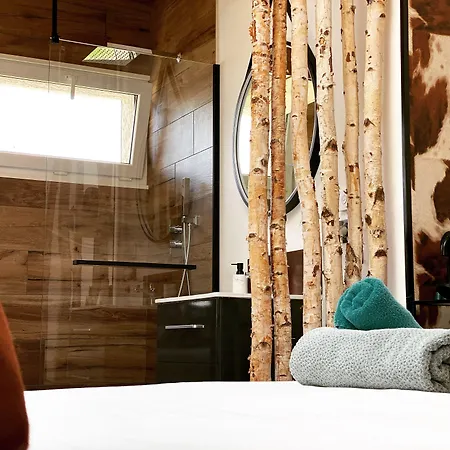 Bed & Breakfast La D'helene 2 - D'hotes Et - Cluses